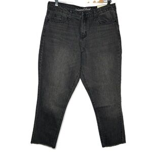 High-Rise Straight Leg Jeans NWT 6